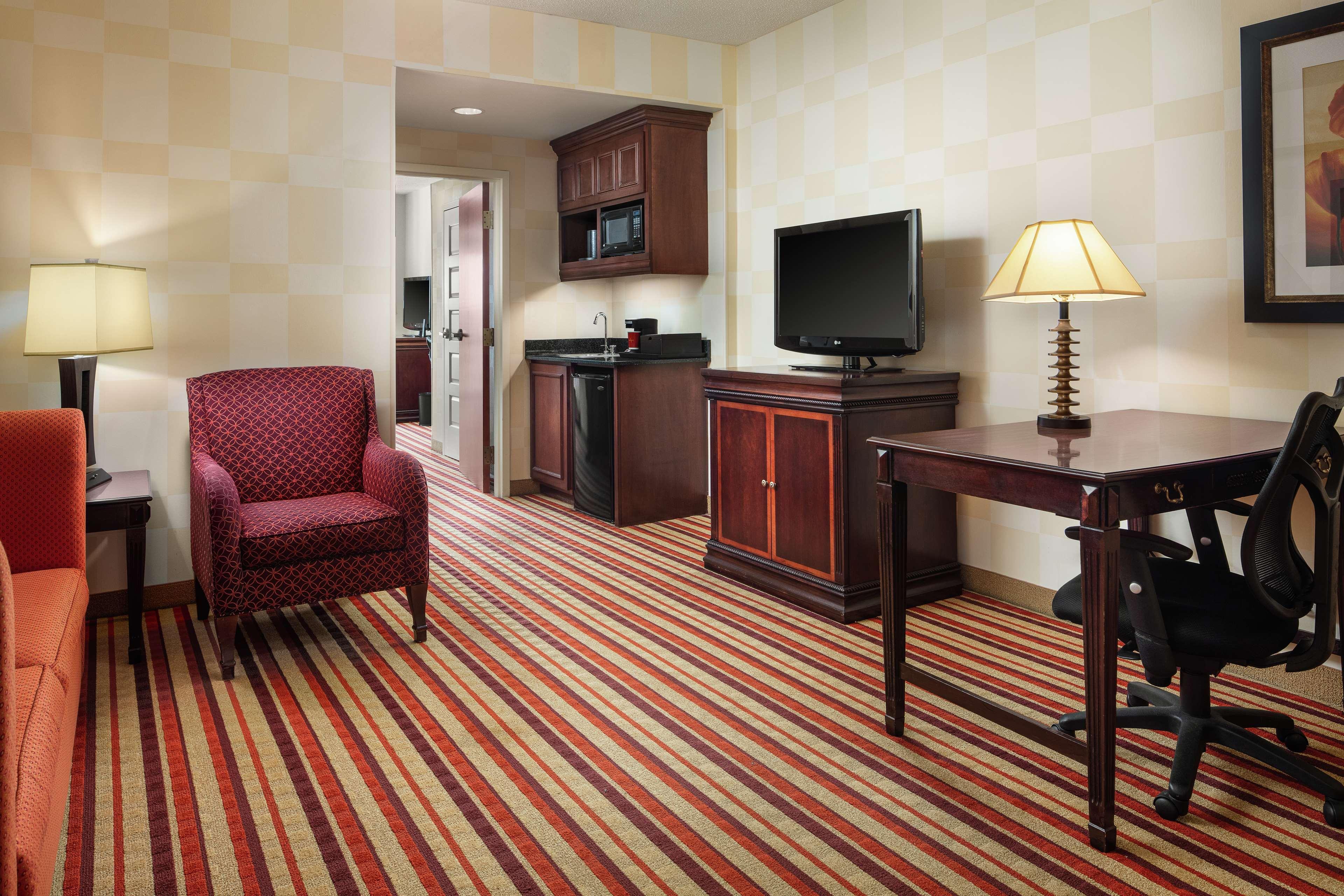 Hilton Charlotte Airport Hotel Zewnętrze zdjęcie