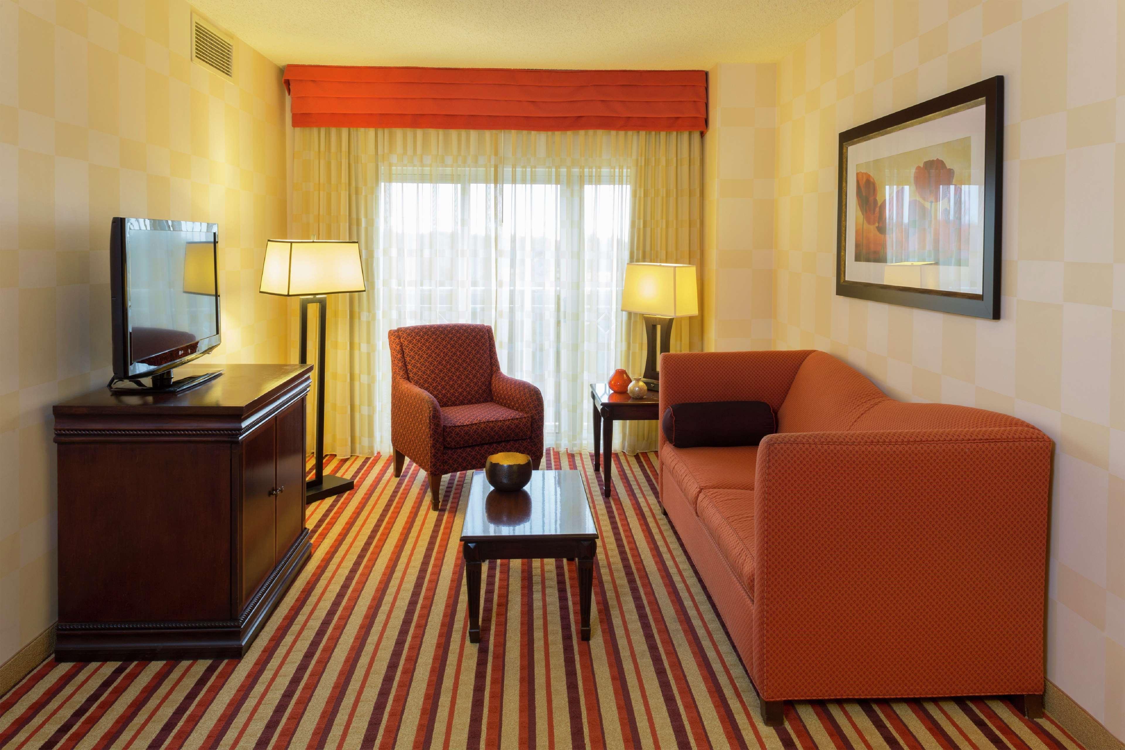 Hilton Charlotte Airport Hotel Zewnętrze zdjęcie