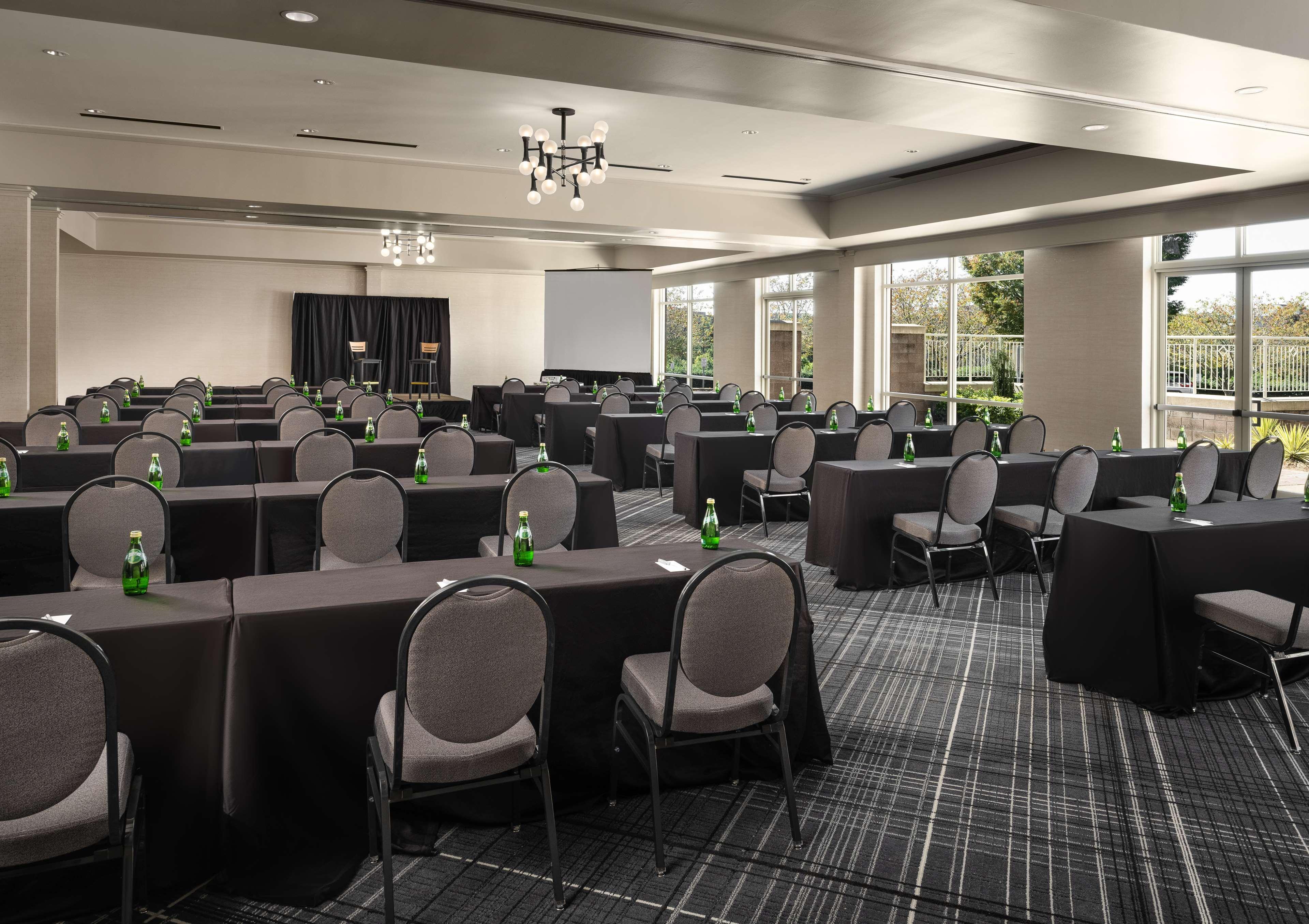 Hilton Charlotte Airport Hotel Zewnętrze zdjęcie