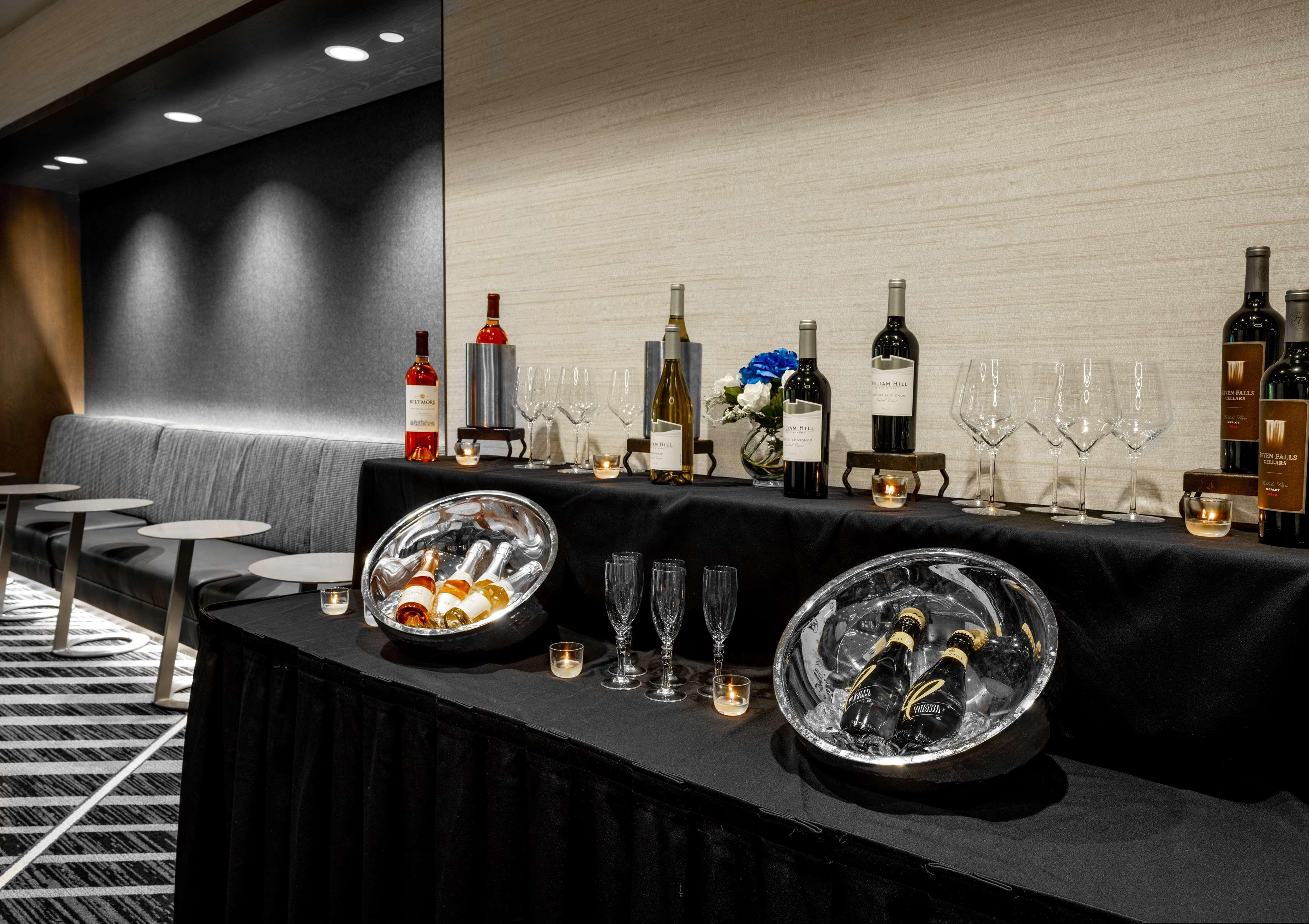 Hilton Charlotte Airport Hotel Zewnętrze zdjęcie