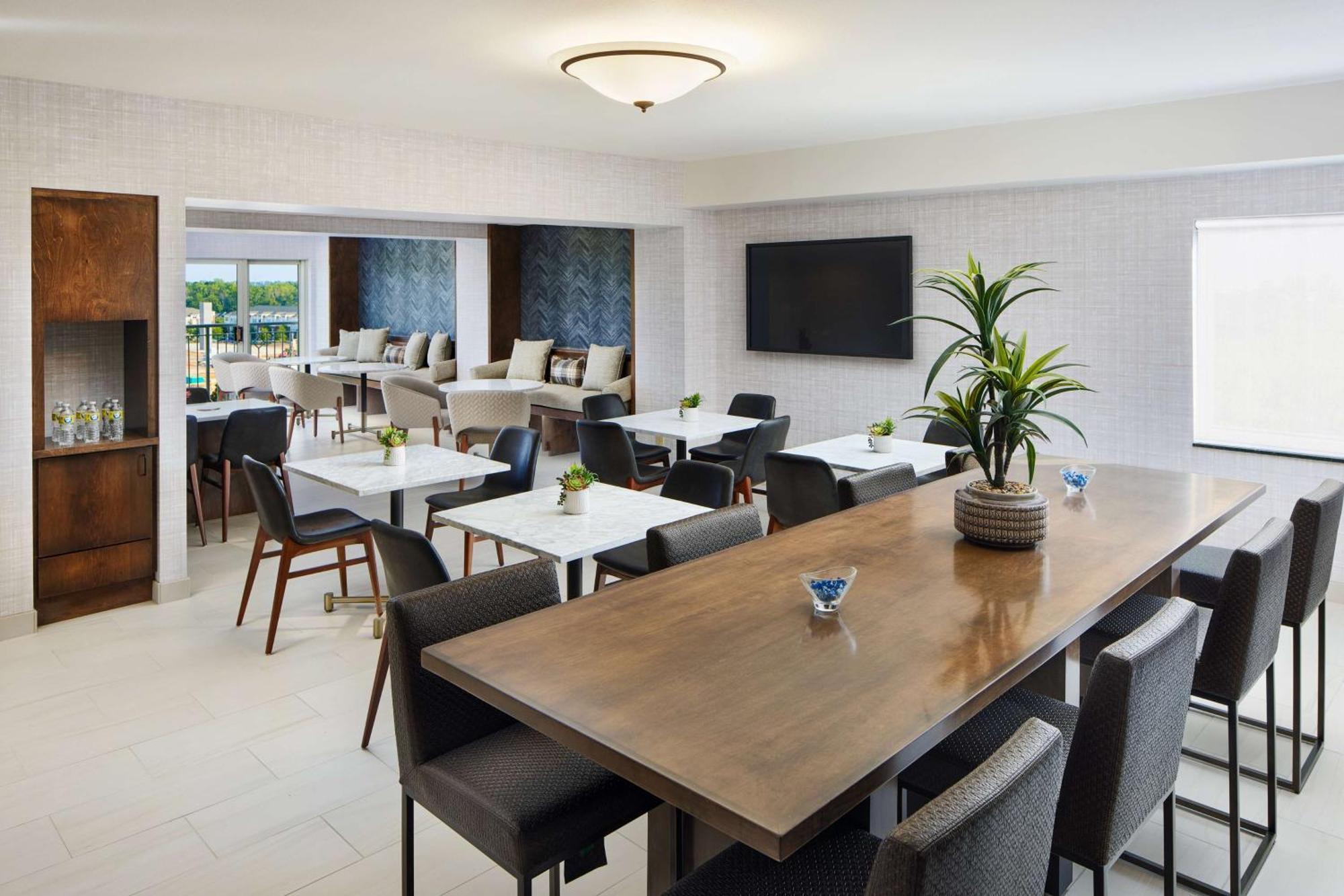 Hilton Charlotte Airport Hotel Zewnętrze zdjęcie