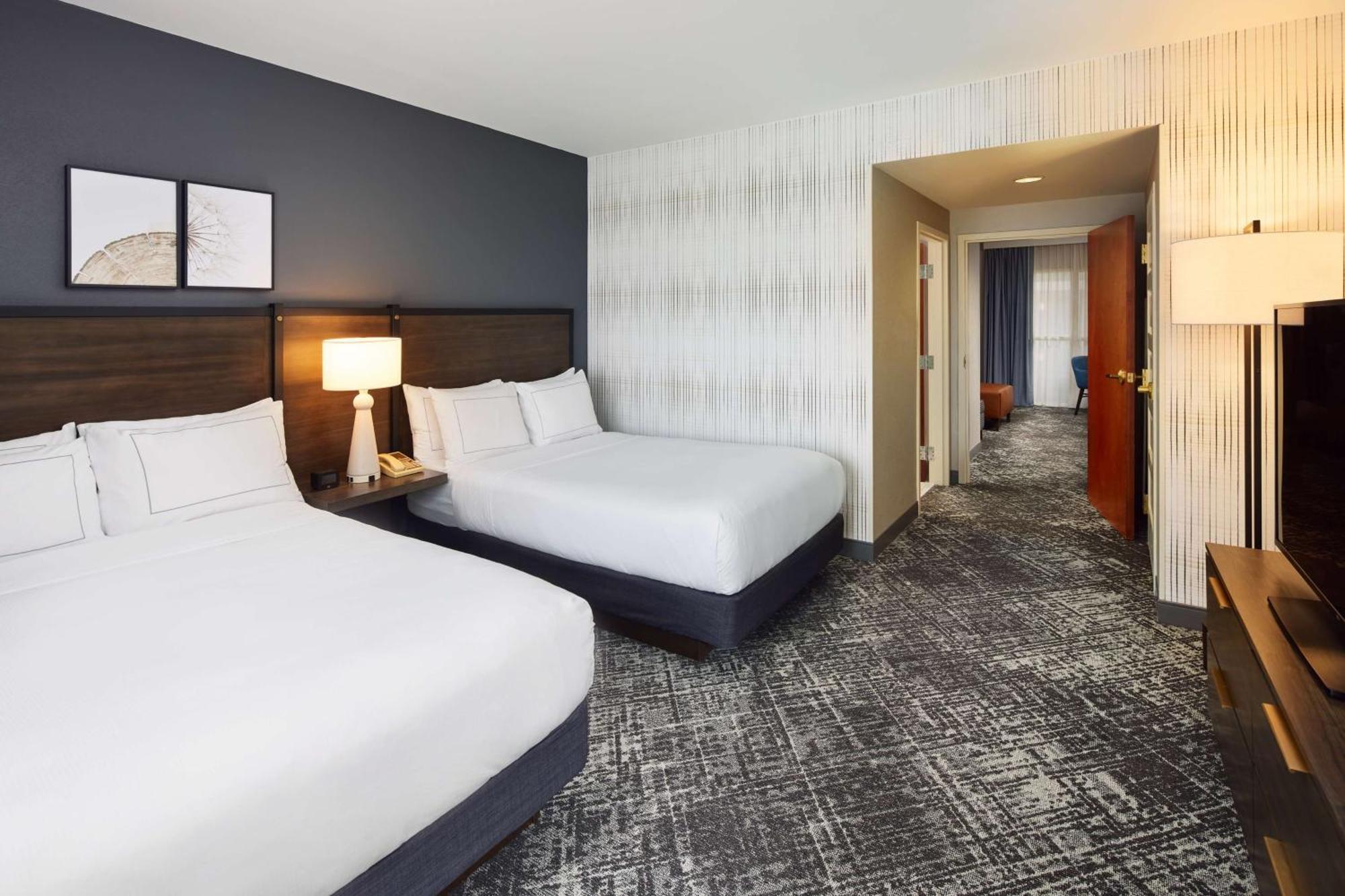 Hilton Charlotte Airport Hotel Zewnętrze zdjęcie